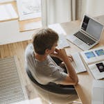 Stratégie de contenus : par où commencer quand on est indépendant ou dirigeant de TPE