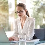 Consultant indépendant administratif : structurer avant de croître